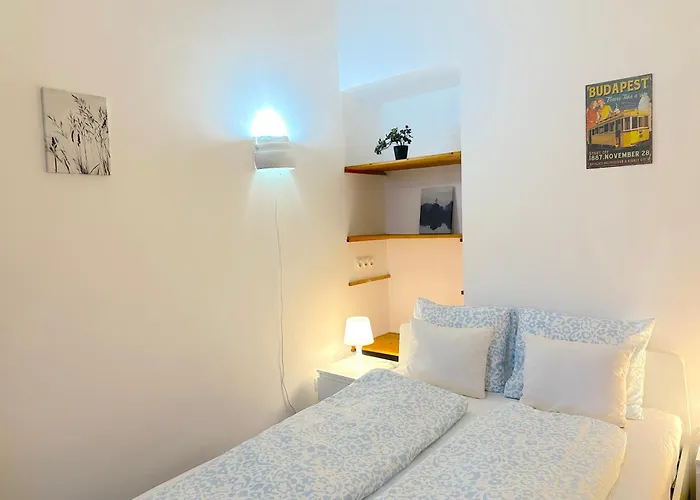 Stunning 150m2 3-bedroom With Balcony * ブダペスト