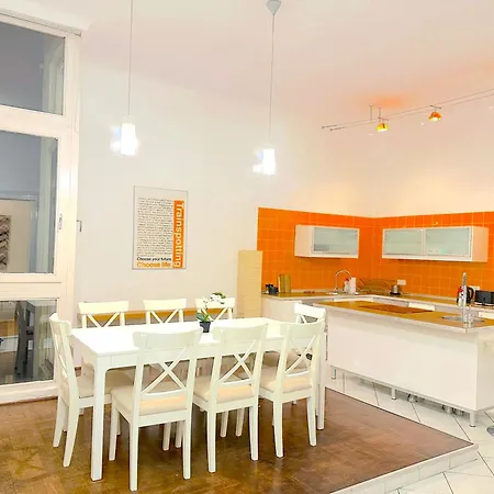 Stunning 150m2 3-bedroom With Balcony Apartment Budapest