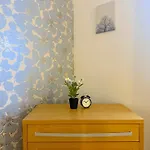 Stunning 150m2 3-bedroom With Balcony *
